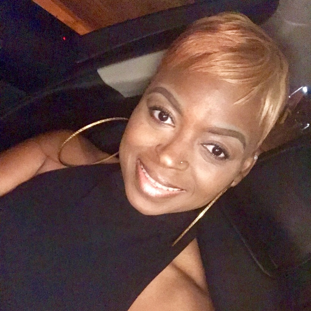 Meet your Posher, Lelia